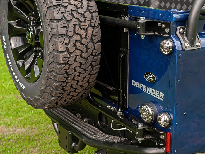 Swing Away Rear Door Mount Spare Wheel Carrier