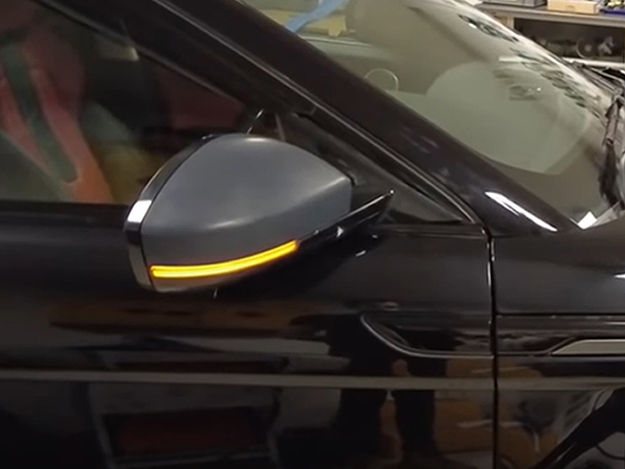 Dynamic LED Wing Mirror Indicator Lights