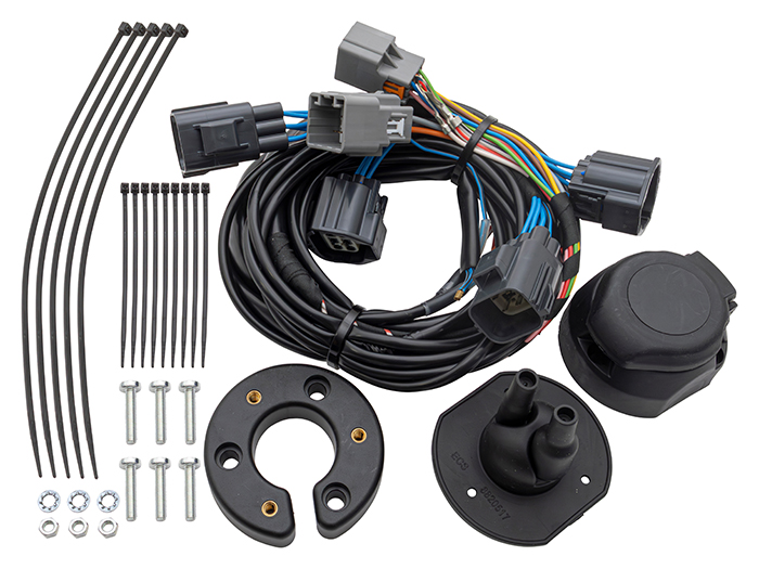 13-Pin Socket & Harness